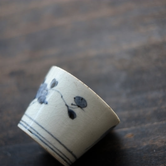 古伊万里　柳梅文蕎麦猪口　(江戸後期)