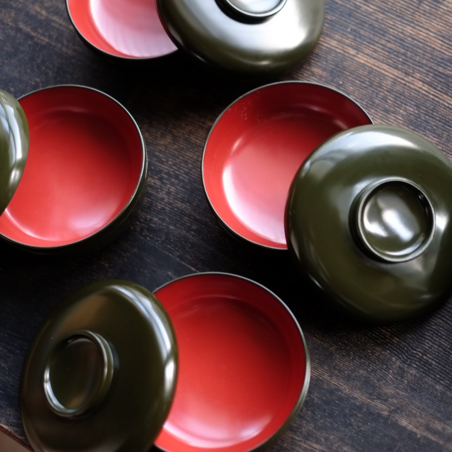 青漆内朱塗　布着蓋付平椀　5客セット　(明治初期)