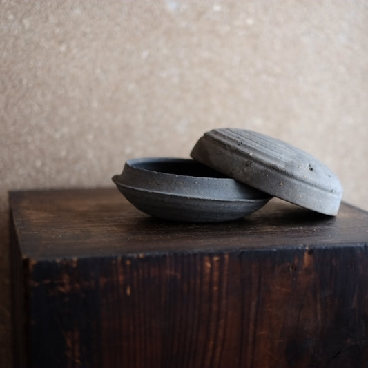 須恵器　蓋坏　(5-6世紀)