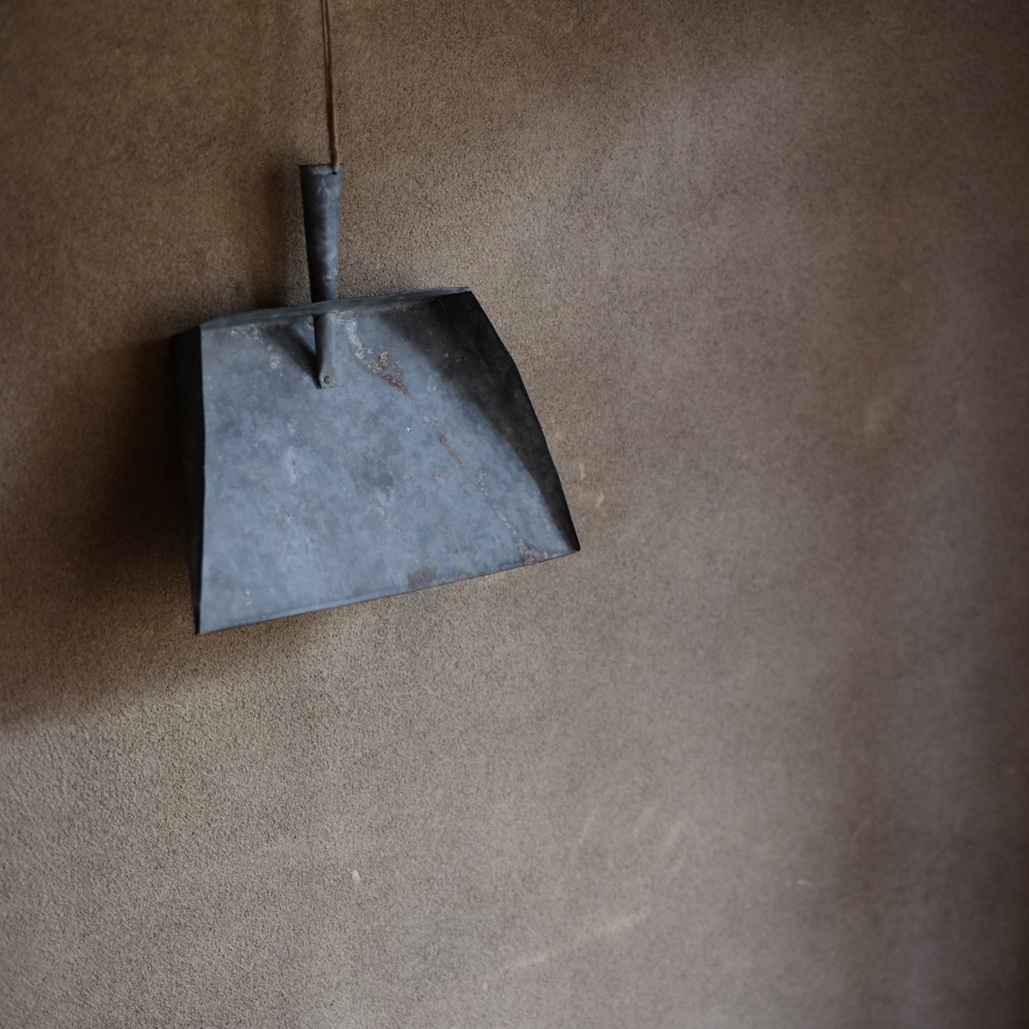 時代　トタン　チリトリ（大正ー戦前頃）