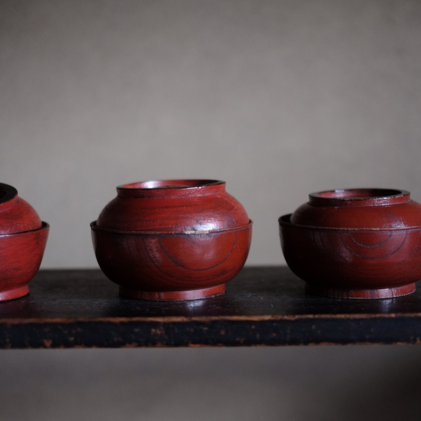 時代　吉野地方　目弾き塗　蓋付菓子椀　三客セット (江戸後期-明治初期)