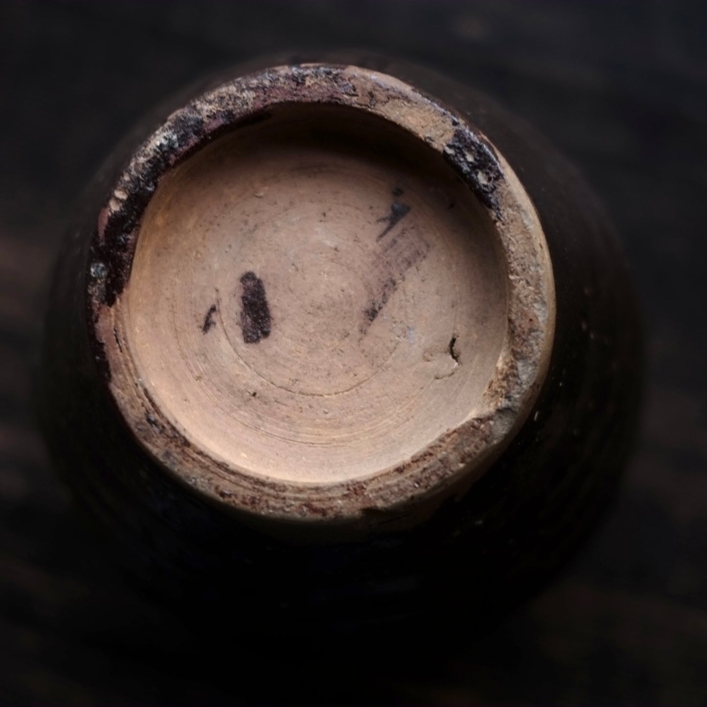 時代　褐釉三耳茶壺　(19世紀頃)