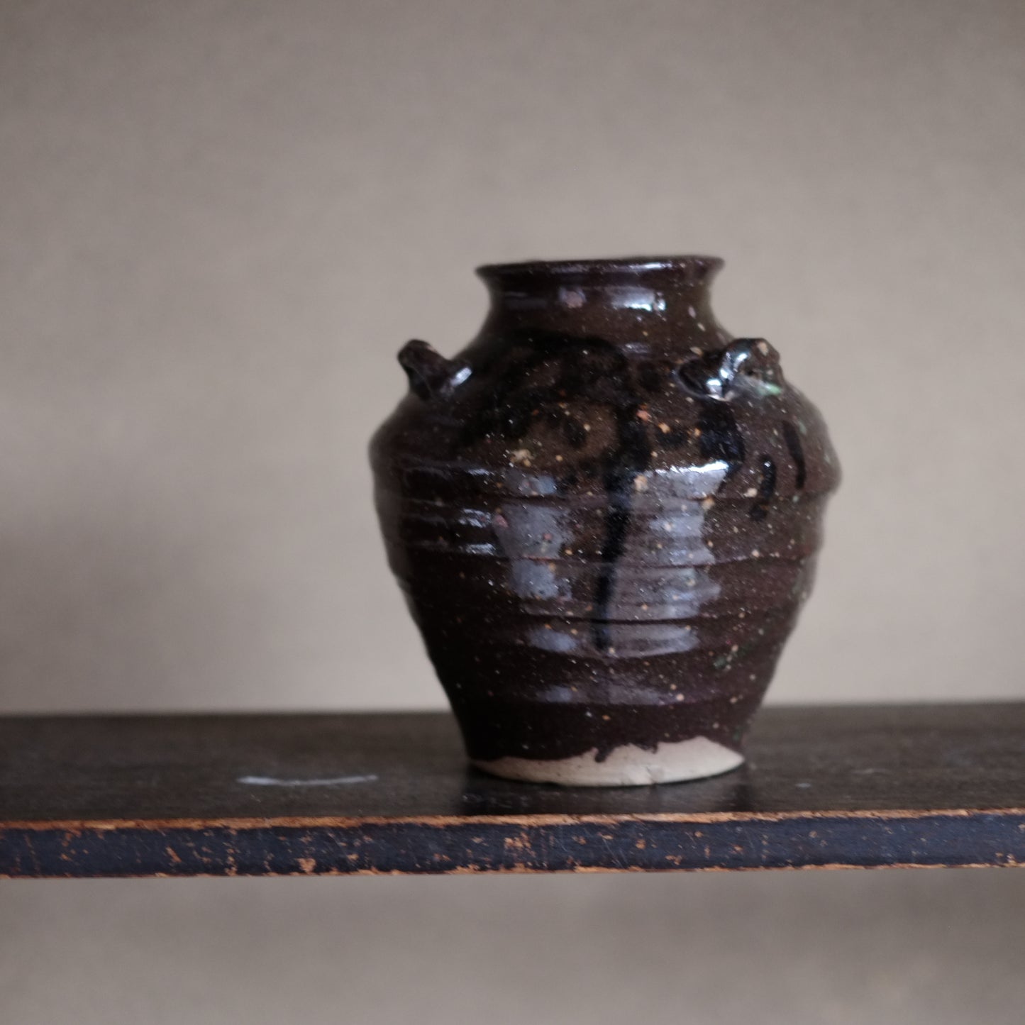 時代　褐釉三耳茶壺　(19世紀頃)