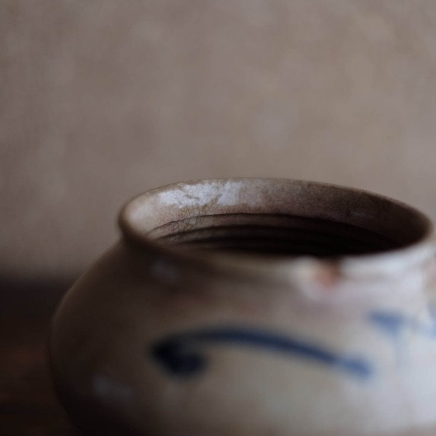 李朝白磁染付　塩笥壺・茶碗（李朝朝鮮時代)