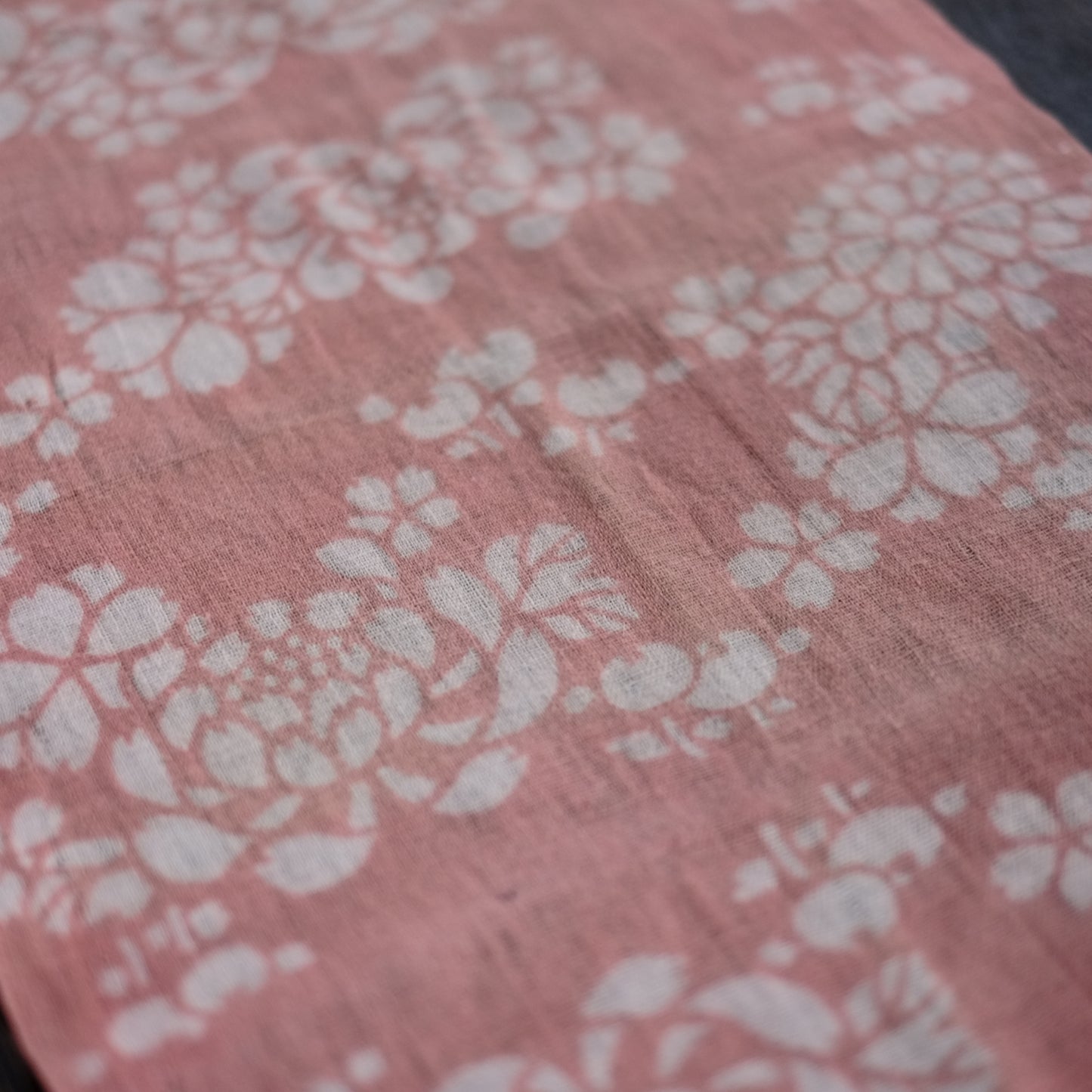 時代　古紅花染　花文木綿古布　（幕末–明治期）