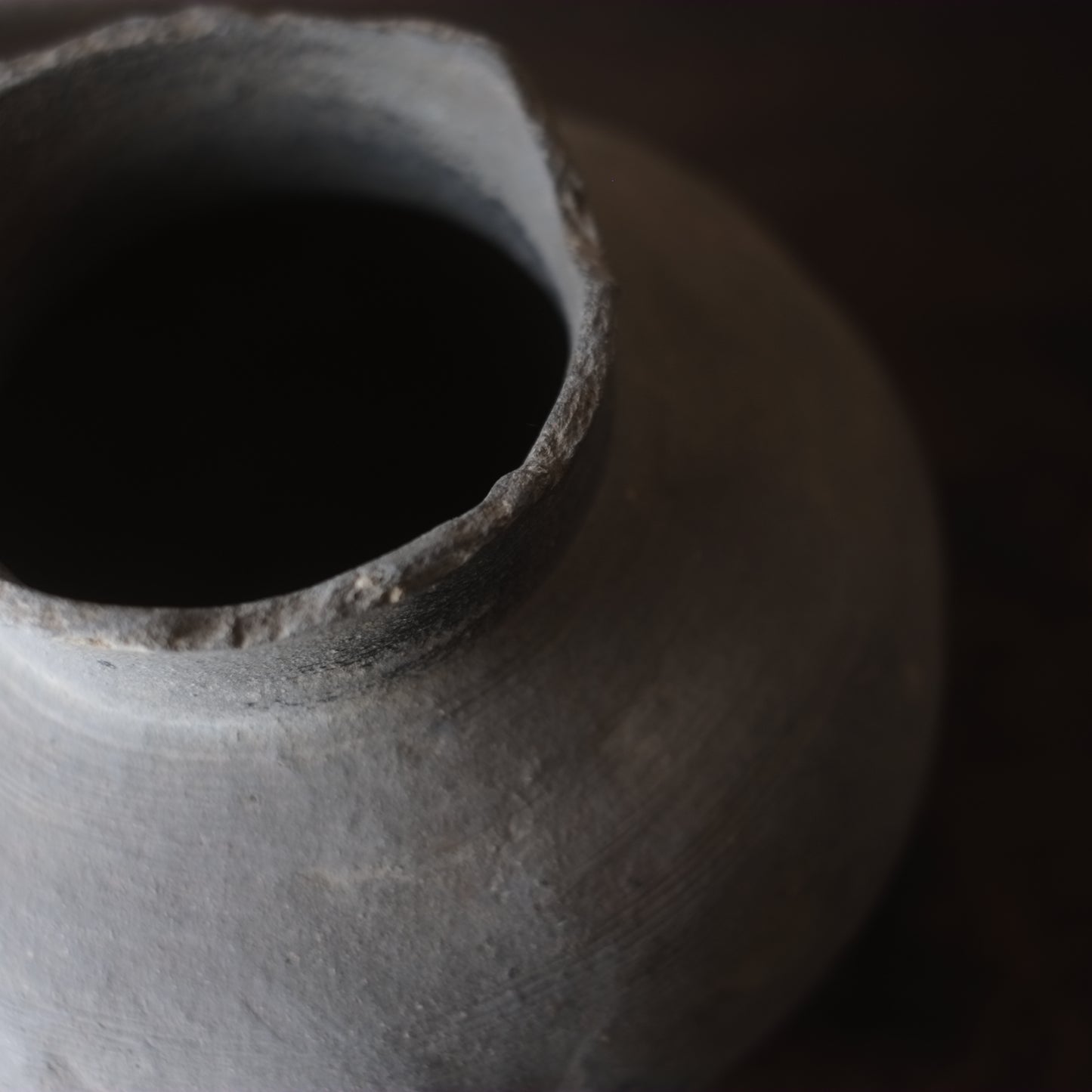 時代　須恵器　広口壺　(5-8世紀)