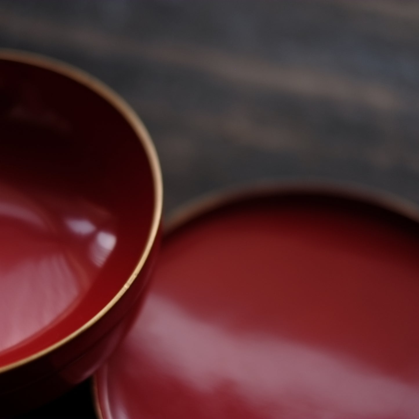 時代　輪島塗　縁金皆朱底黒　蓋付平椀(明治-大正)