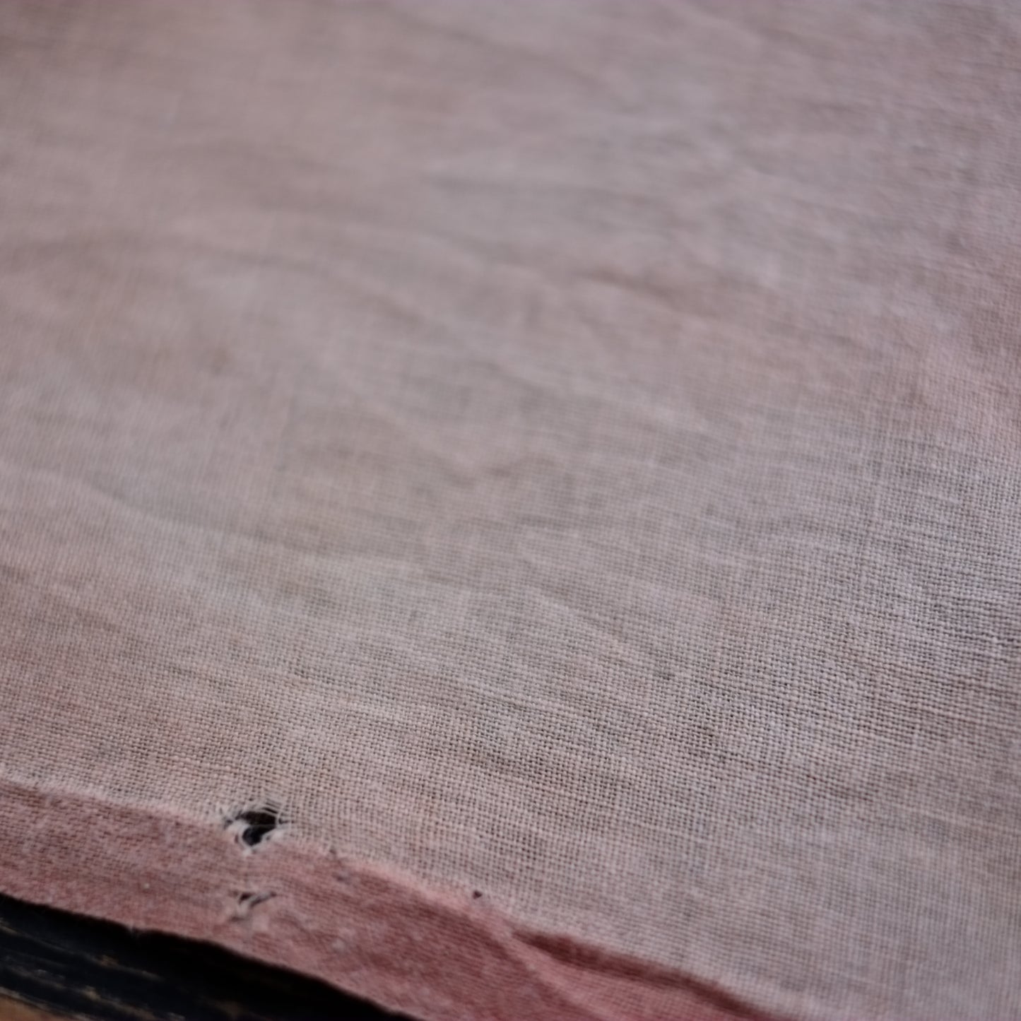 時代　抽象柄古紅花染　木綿古布　（明治期頃）