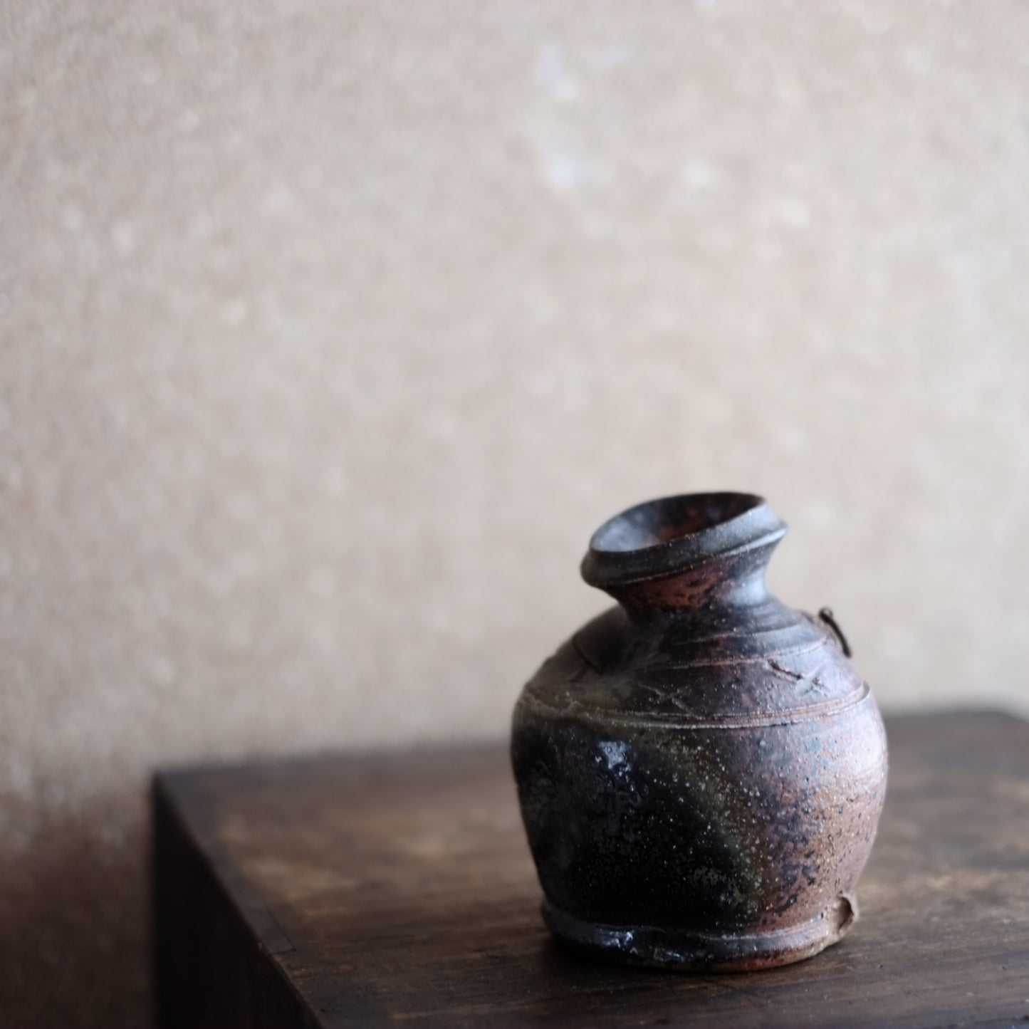 時代　信楽焼掛花入壺　(20世紀)