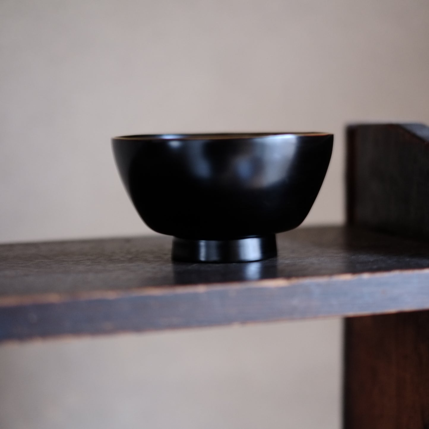 時代　縁金黒漆椀　(江戸時代)  19世紀