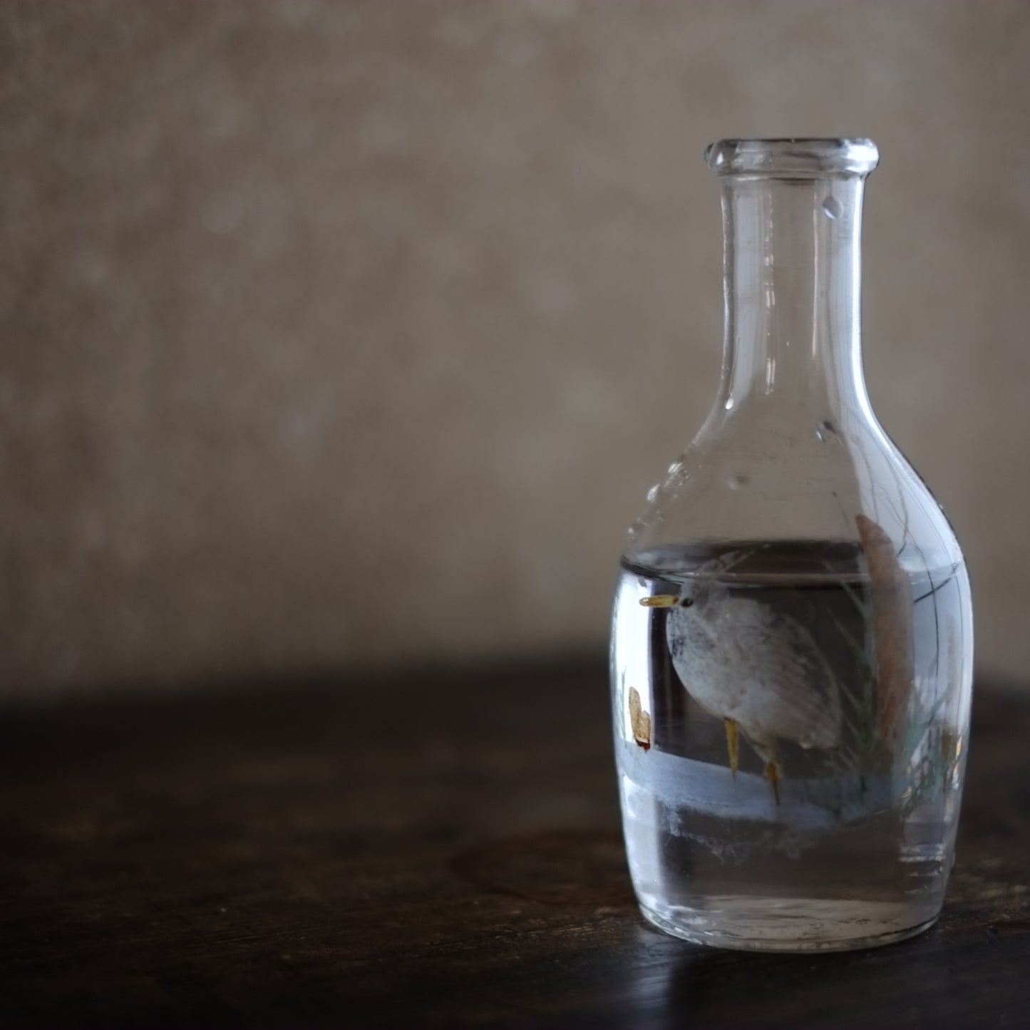 時代　彩色鷺図型吹きガラス徳利(昭和初期頃)
