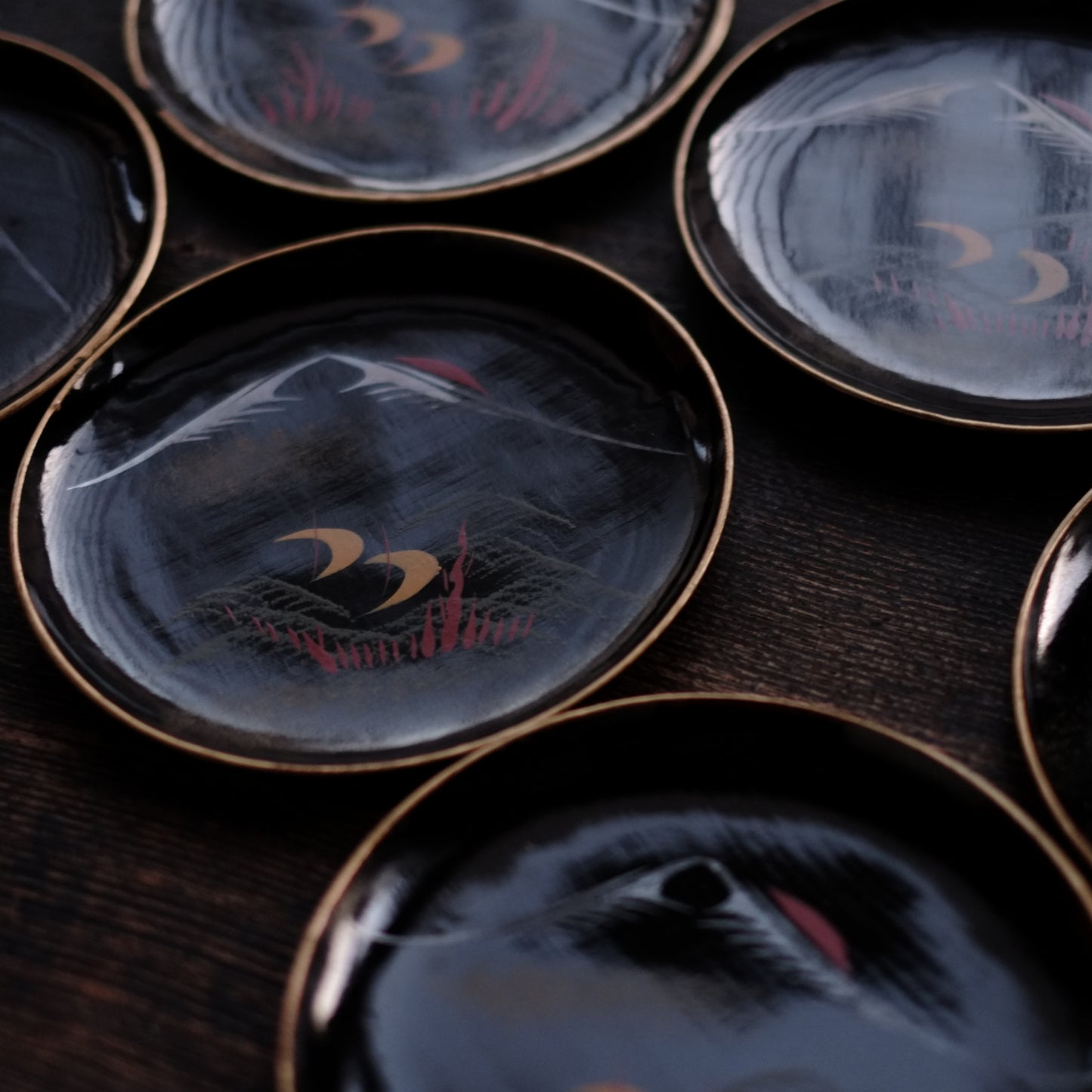 時代　浄法寺塗・会津塗　色漆絵　平皿　(江戸時代)