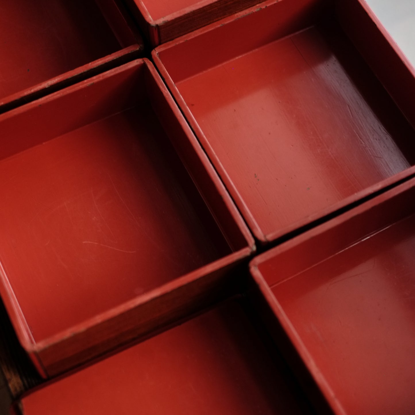 時代　縁朱木地塗五段重箱　（幕末-明治初期)19世紀末