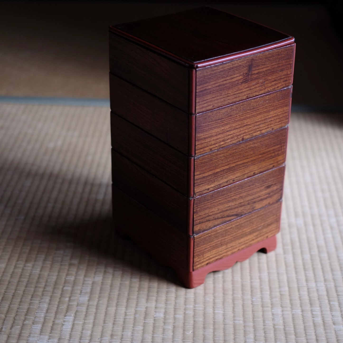 時代　縁朱木地塗五段重箱　（幕末-明治初期)19世紀末
