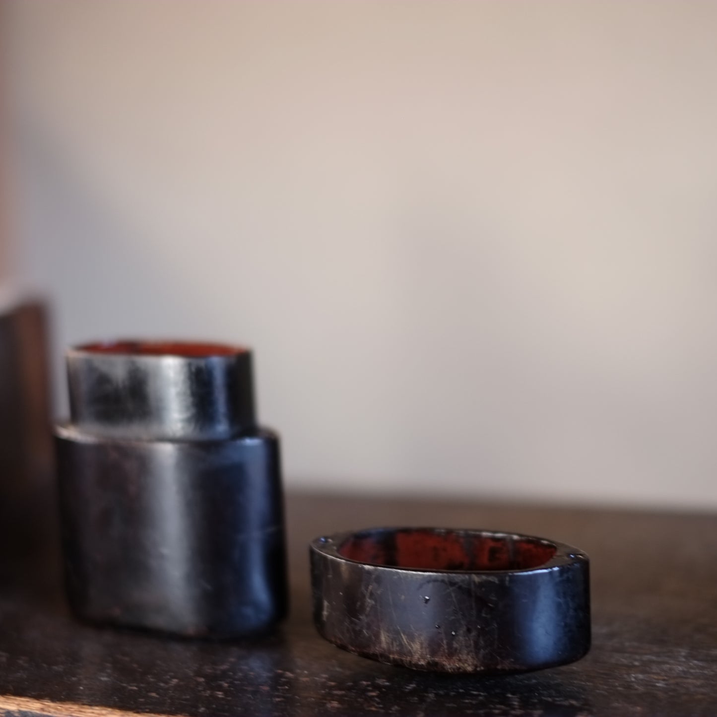 時代　布着内朱外黒漆　煙草入　(江戸-明治時代)