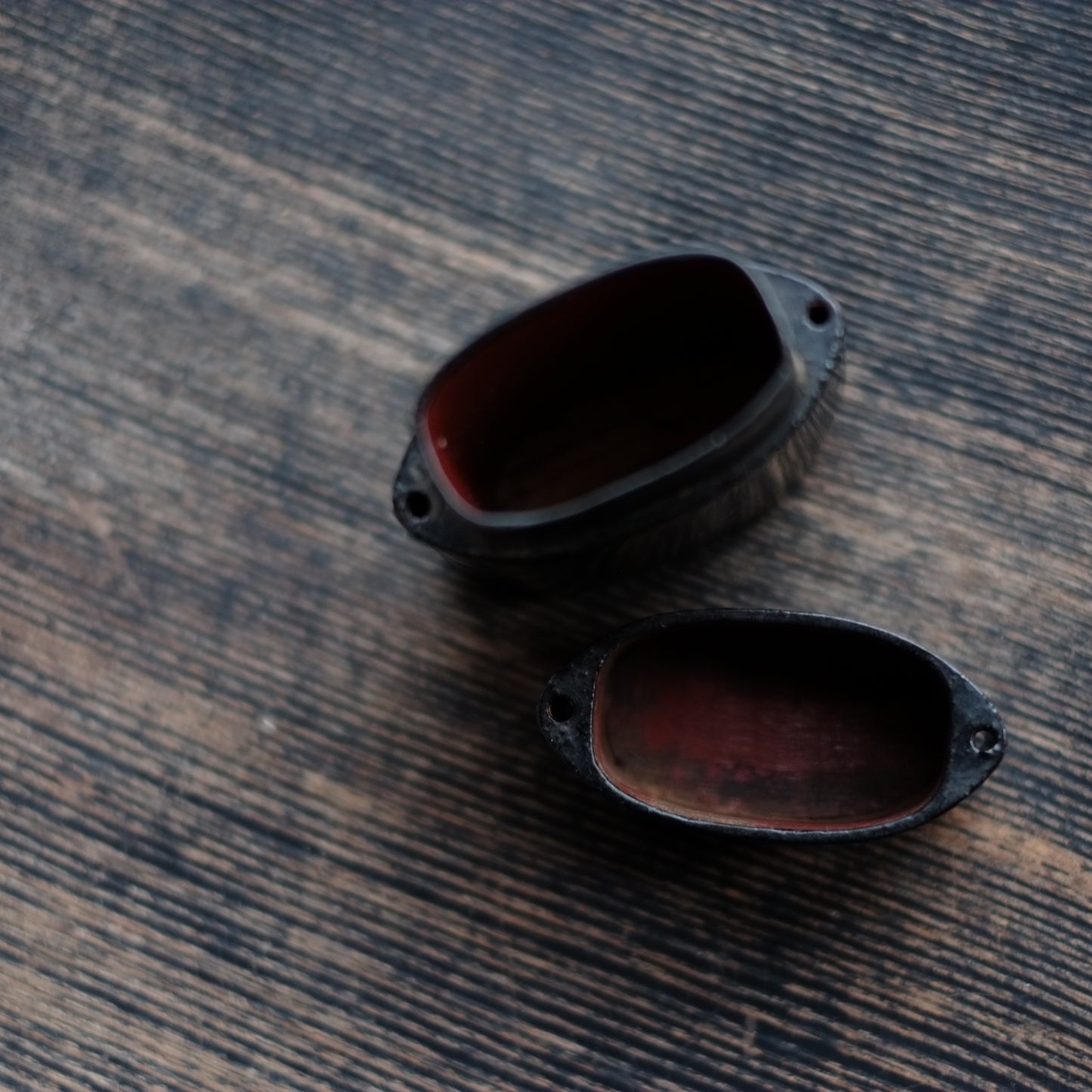 時代　布着内朱外黒漆　煙草入　(江戸-明治時代)