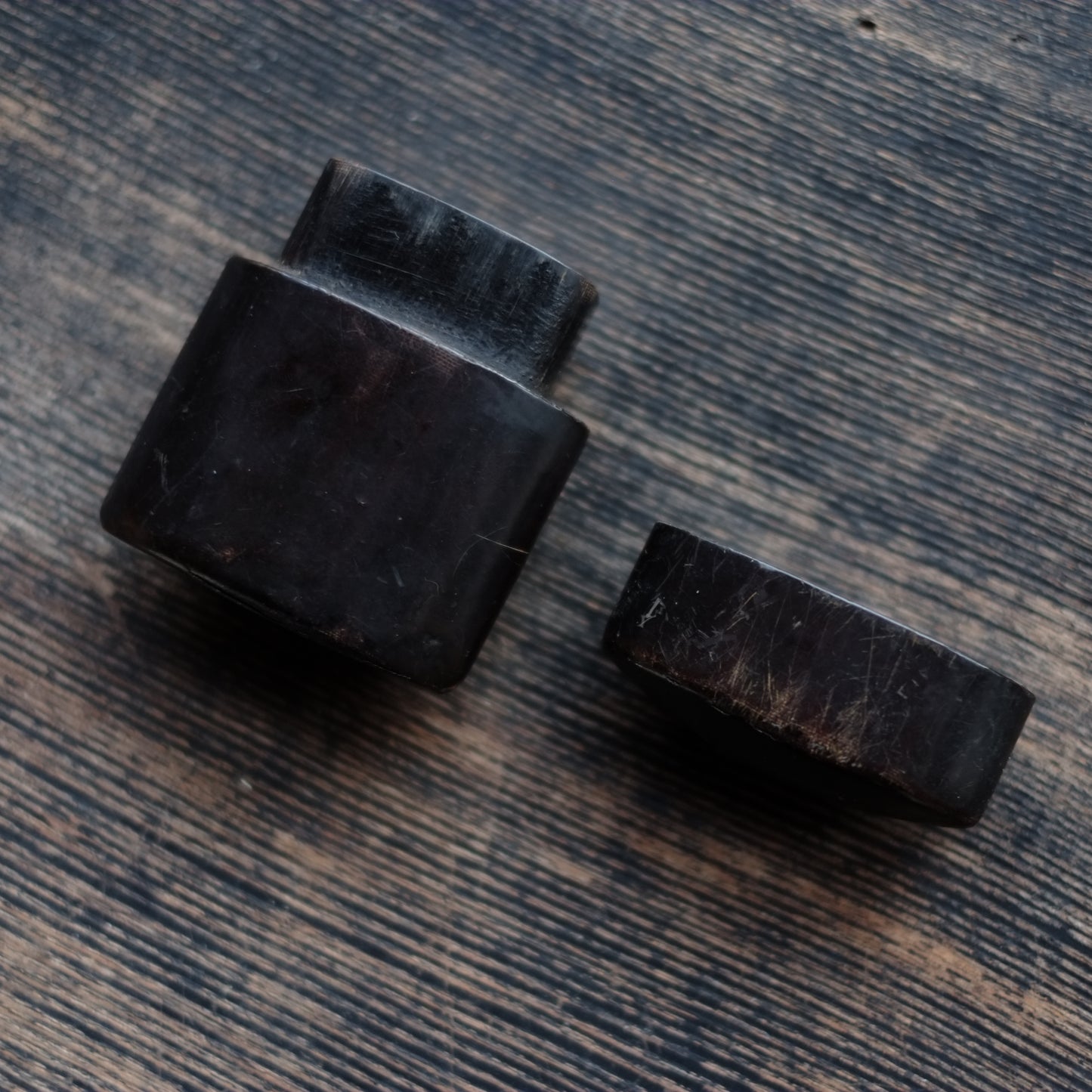 時代　布着内朱外黒漆　煙草入　(江戸-明治時代)