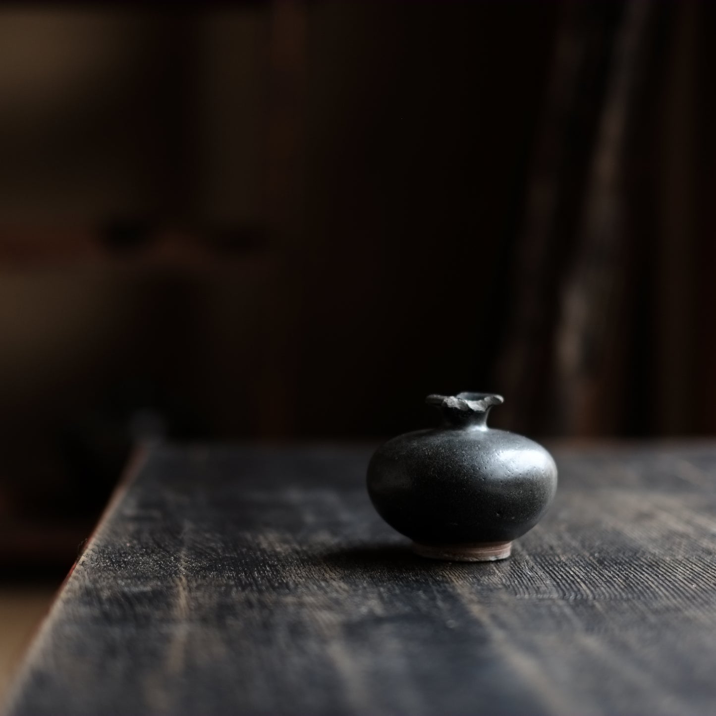 時代　古琉球　黒釉　小壷　