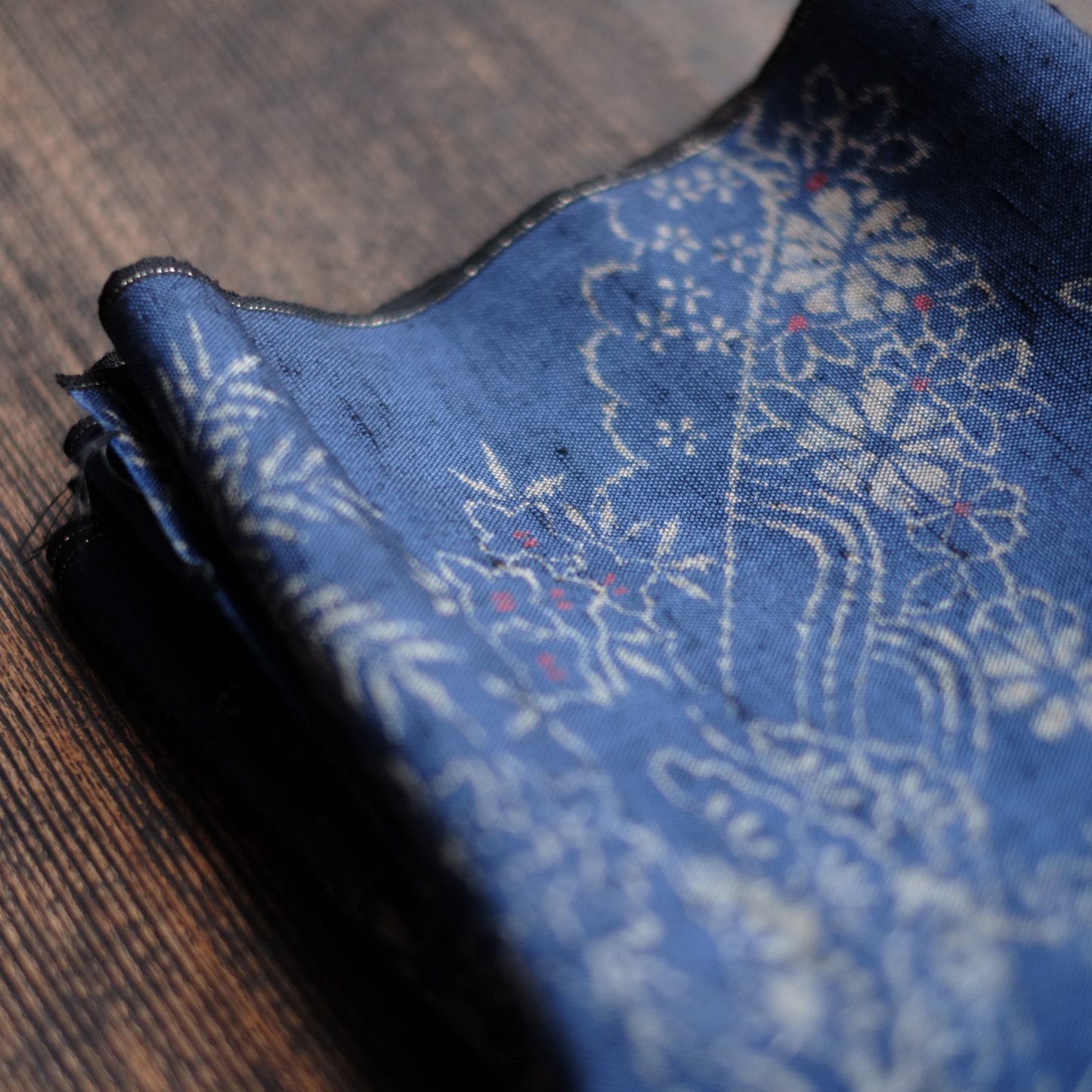 時代　花流文　藍地型染古布（昭和期)