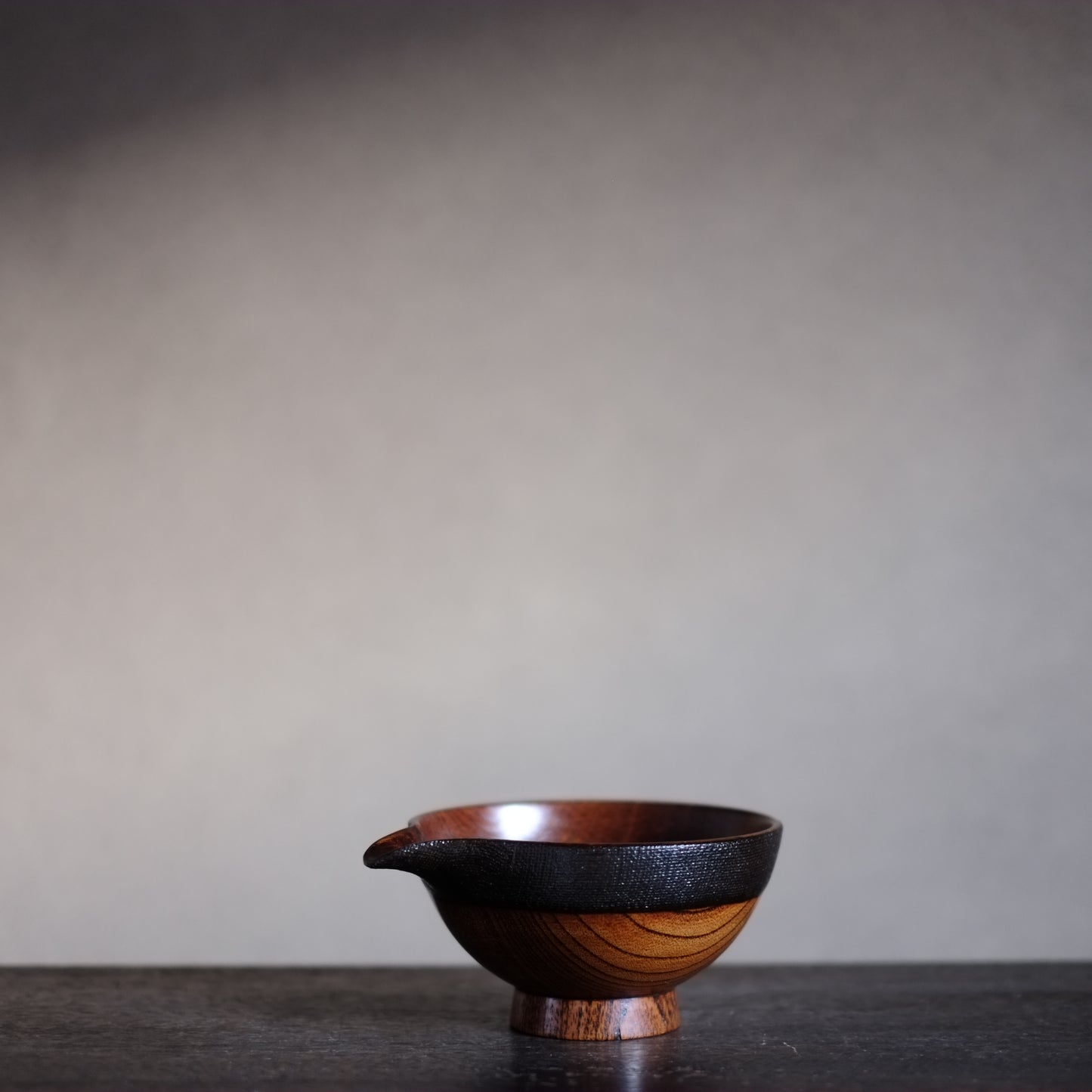 時代　デッドストック　布着木地塗片口（20世紀）