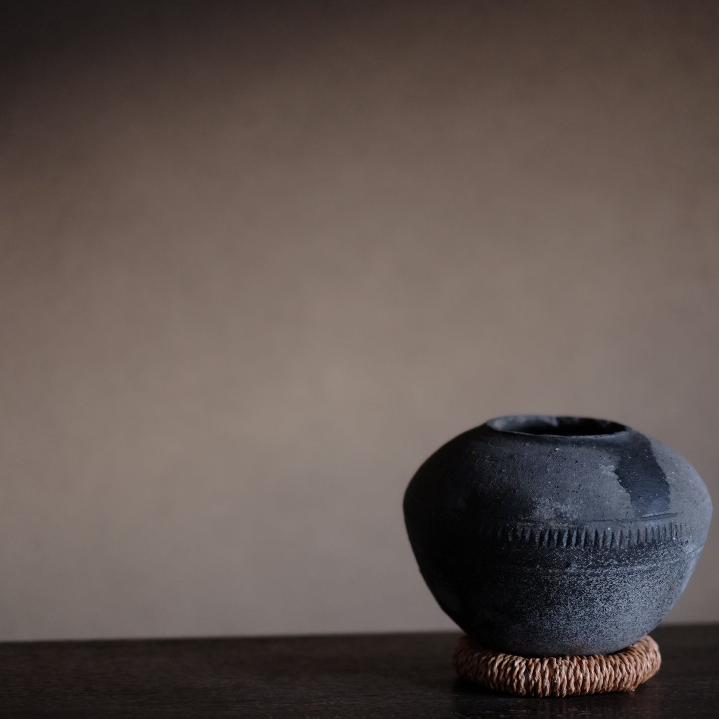 須恵器丸壺　(古墳-飛鳥初頭 5-7世紀)