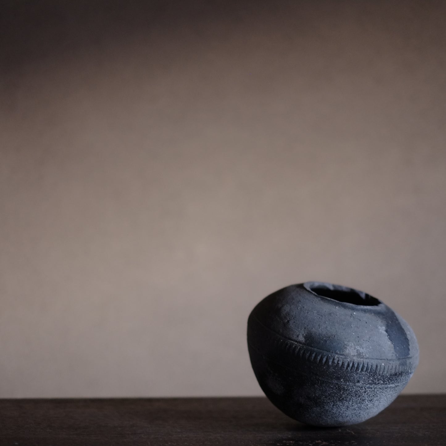 須恵器丸壺　(古墳-飛鳥初頭 5-7世紀)