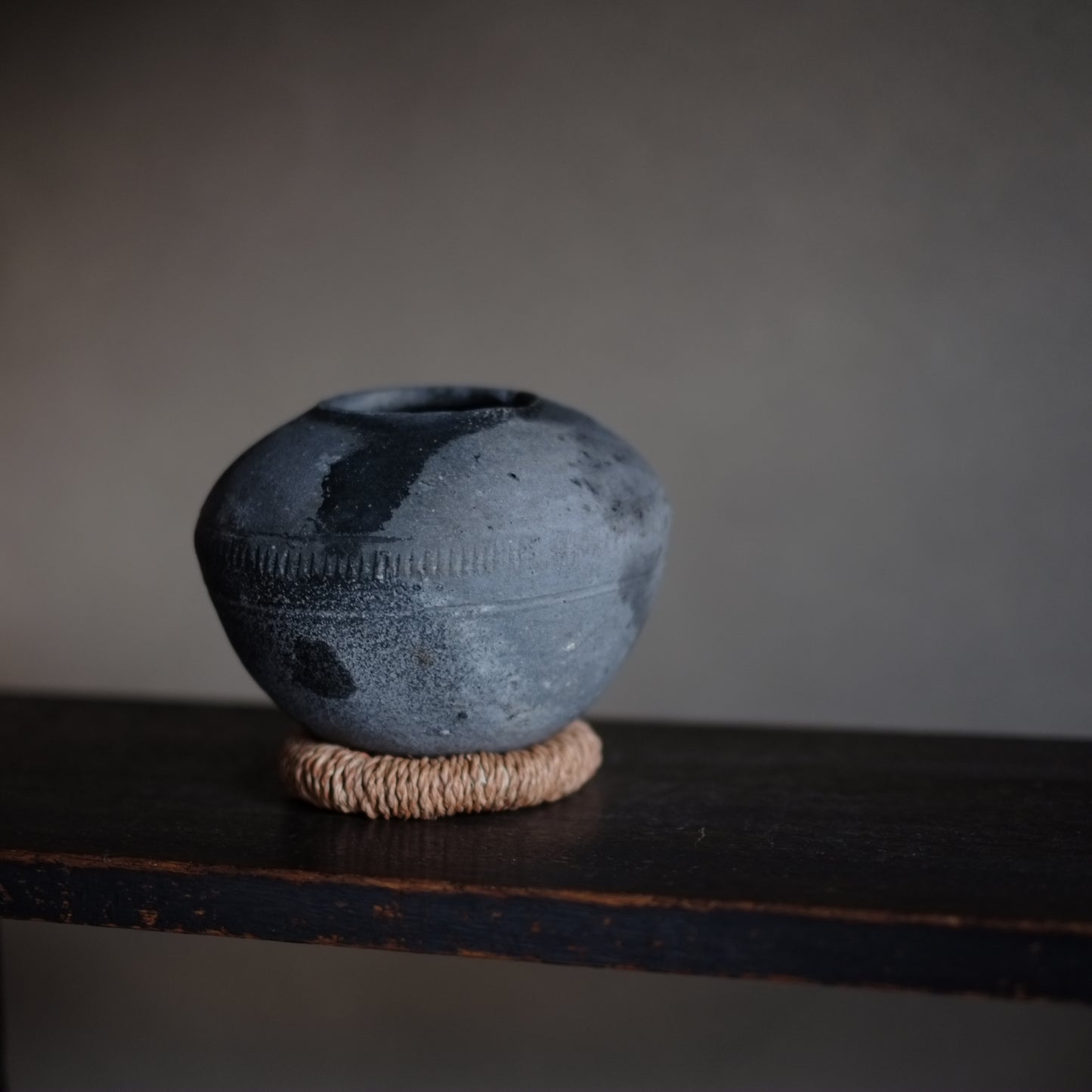 須恵器丸壺　(古墳-飛鳥初頭 5-7世紀)