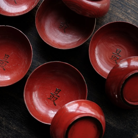 吉野地方 目弾き塗 蓋付菓子椀 (江戸時代)