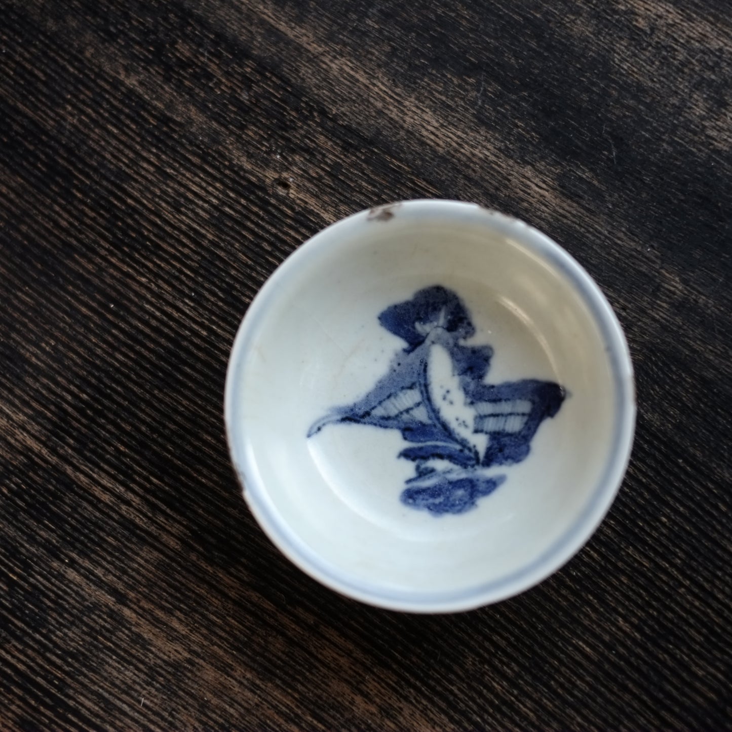 時代　景徳鎮民窯　青花小皿　  古染付・呉須手　(明朝末期)