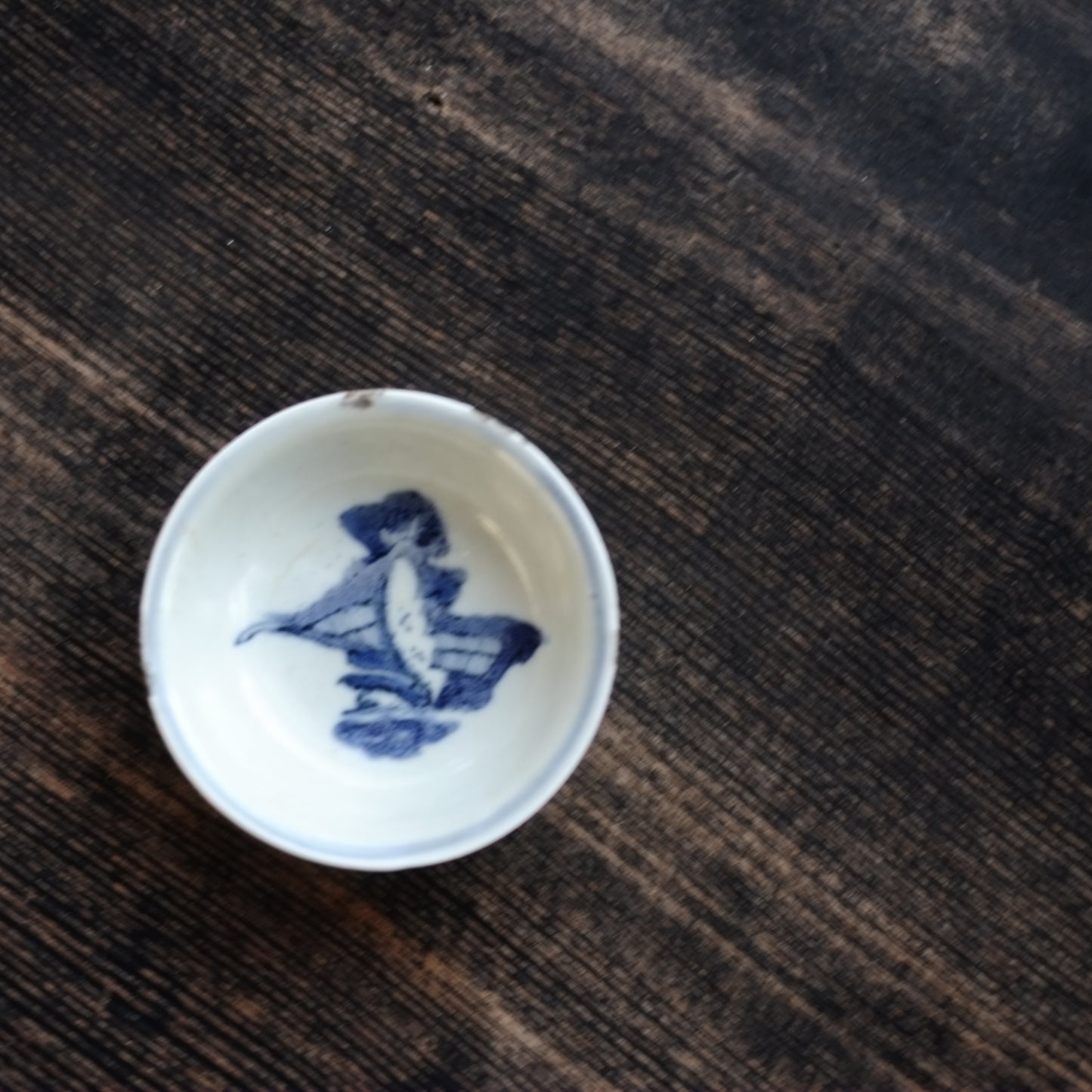 時代　景徳鎮民窯　青花小皿　  古染付・呉須手　(明朝末期)