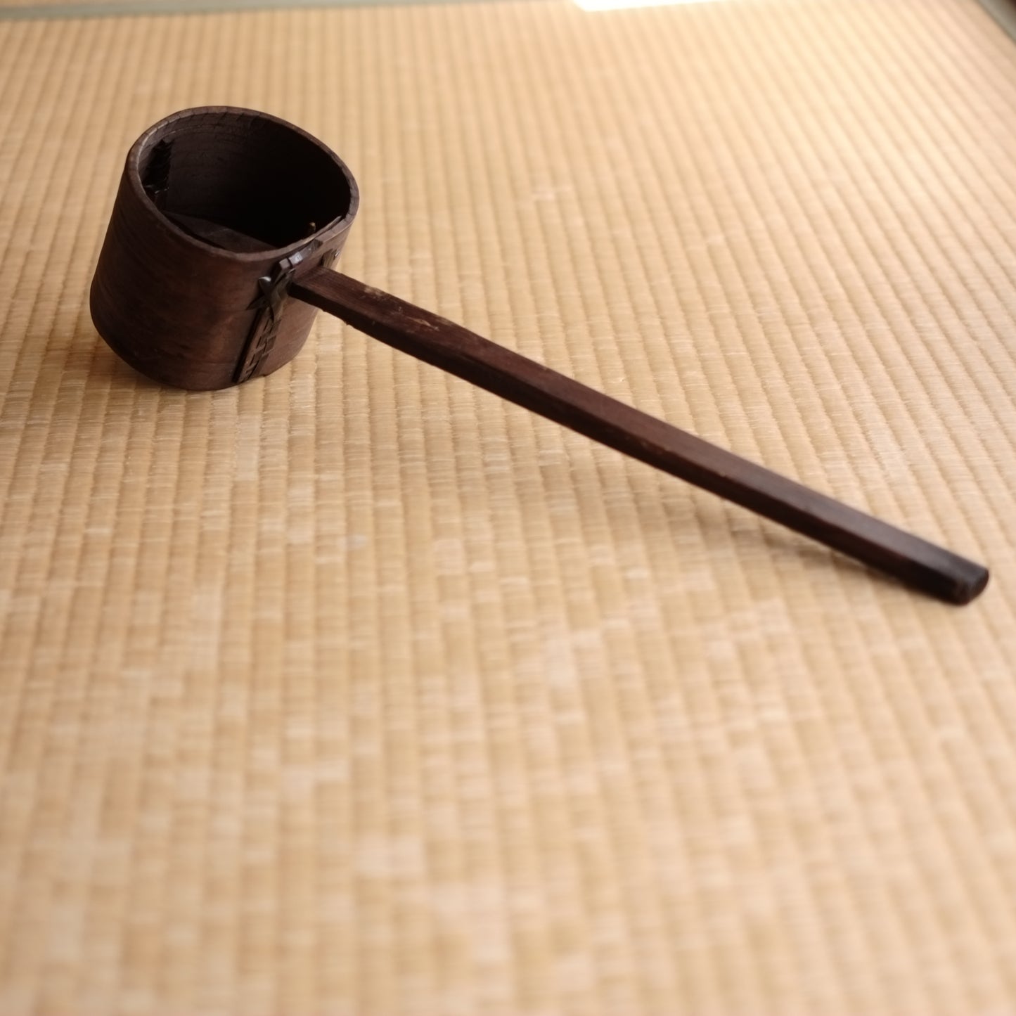 時代　白木　樺綴曲木柄杓　掻器(１９世紀)