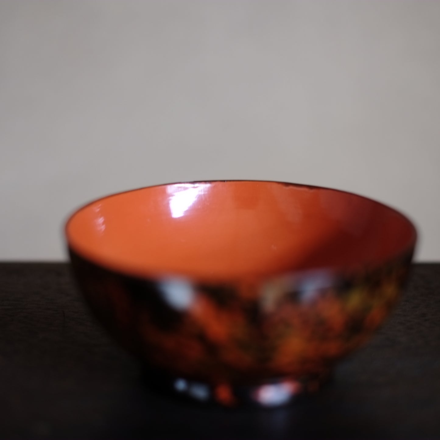 時代　内朱外黒漆塗吹雪文椀(江戸時代　18-19世紀)