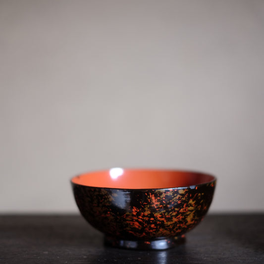 時代 内朱外黒漆塗吹雪文椀(江戸時代 18-19世紀)