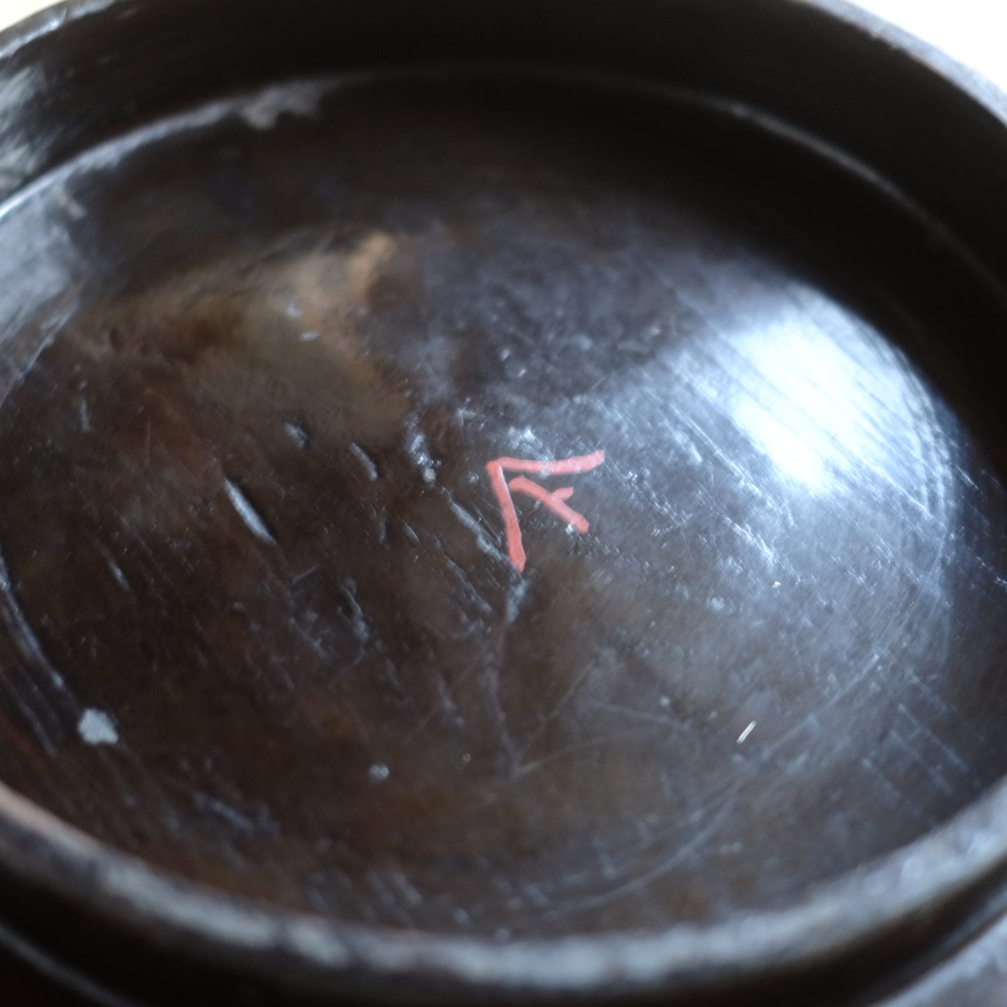 時代　刳抜総黒漆高足盆　(江戸後期-明治時代　19世紀末)