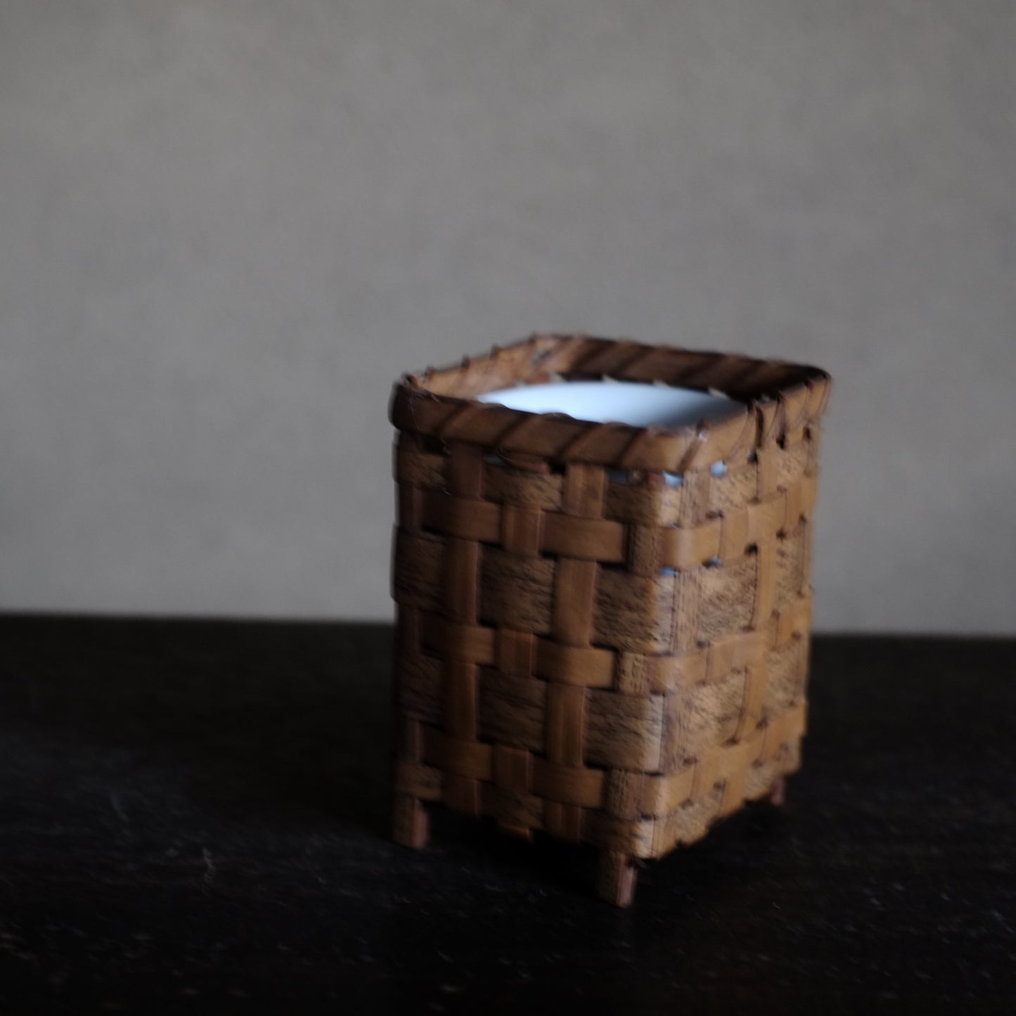 時代　竹編籠　染付茶杯 五客揃付　B