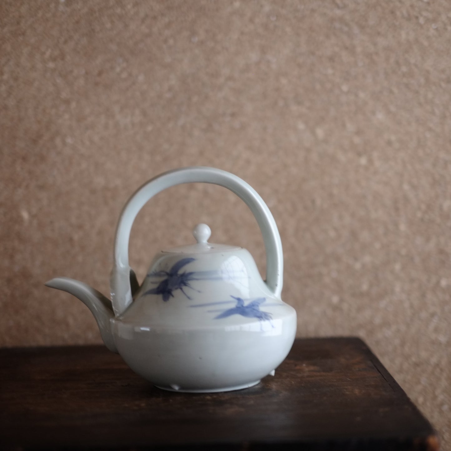 時代　鶴松文染付銚子　　(江戸時代　18-19世紀)