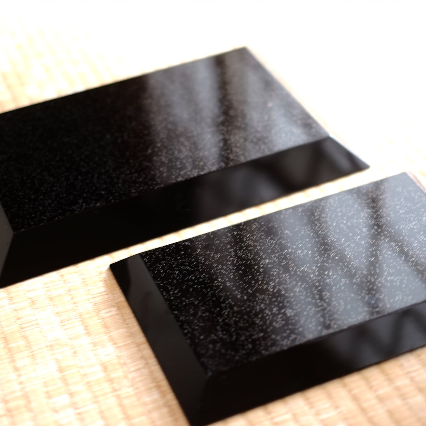 時代　黒漆真塗 裏総梨地 長角盆 対　大・小セット(19–20世紀)