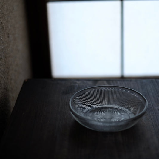 時代 千筋 鎬ガラス皿