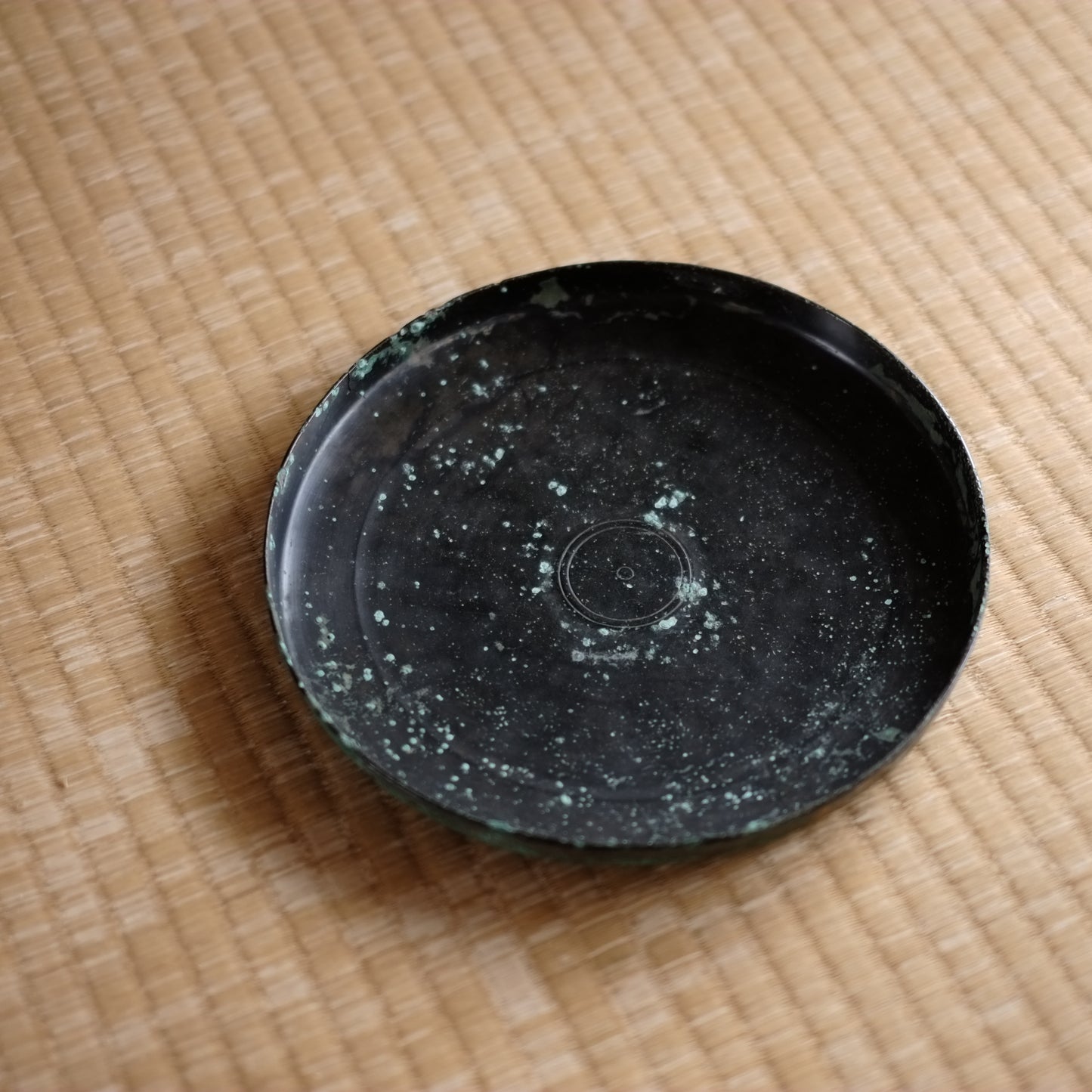 時代　砂張　輪線刻丸盆　菓子盆