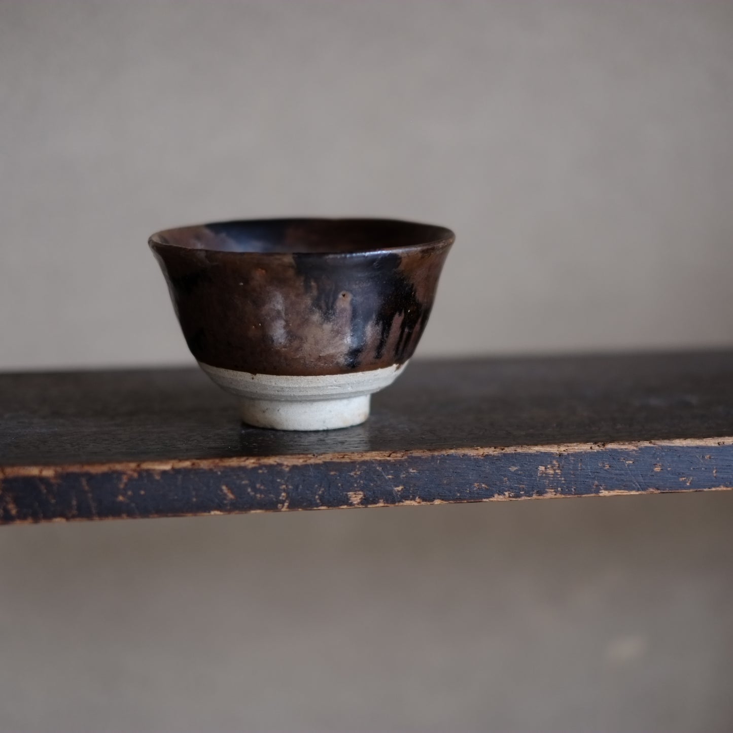 時代　美濃　椿手小服茶碗(江戸前期)