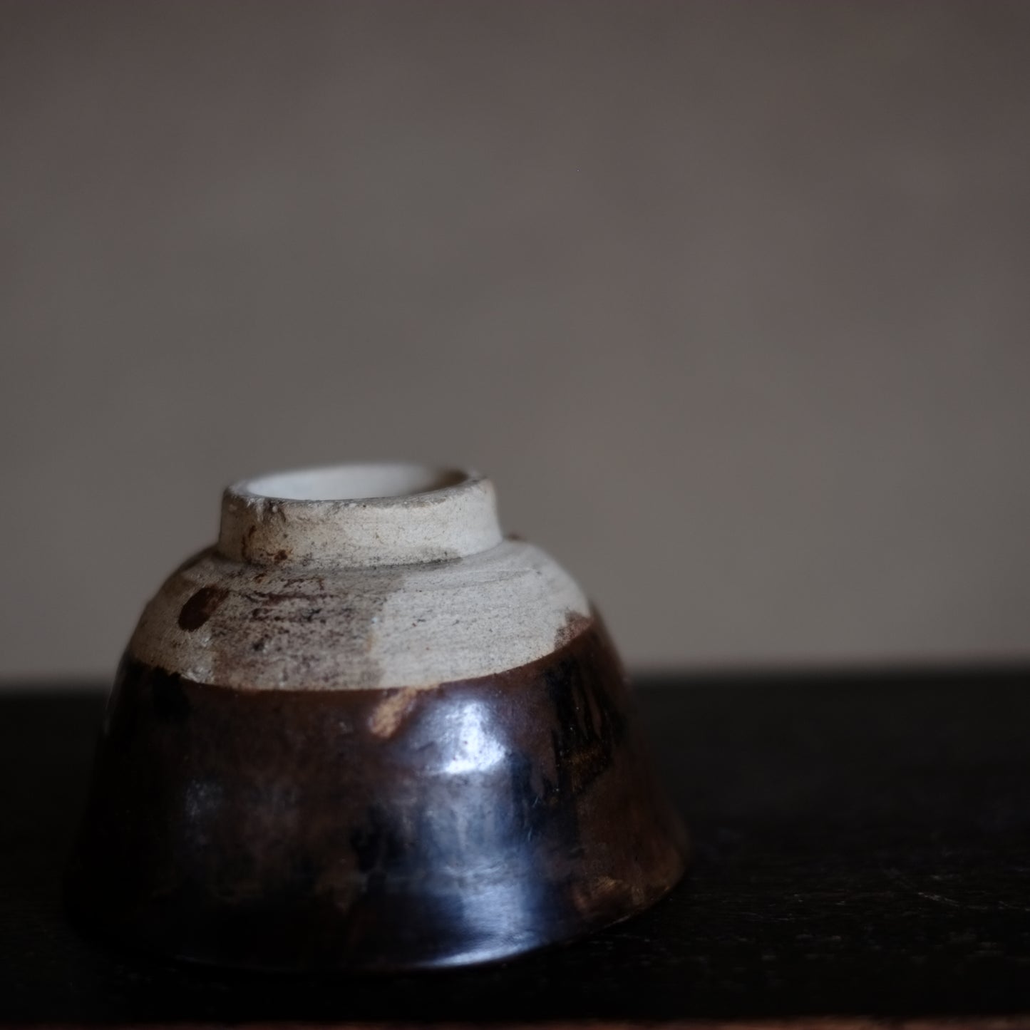 時代　美濃　椿手小服茶碗(江戸前期)