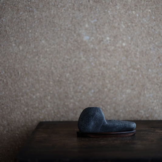 宇治川石 土坡 水石 (台座付)