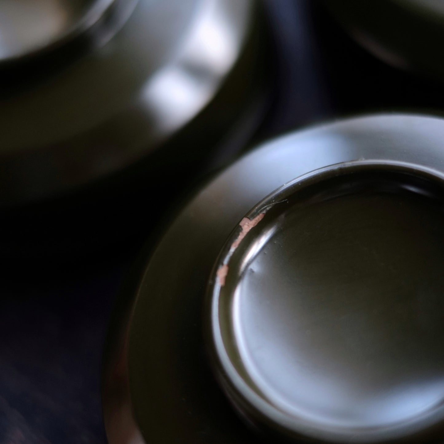 青漆内朱塗　布着蓋付平椀　5客セット　(明治初期)