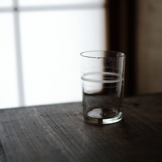 型吹ガラス サンドブラスト横縞文 小グラス (大正期頃)