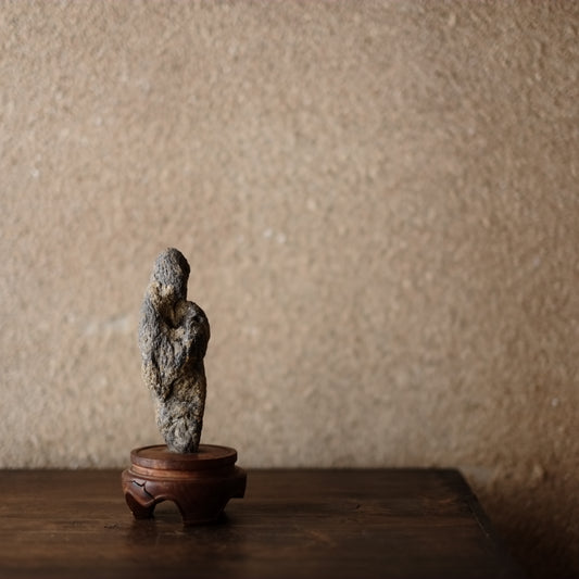 仏像石 マリア観音 姿石