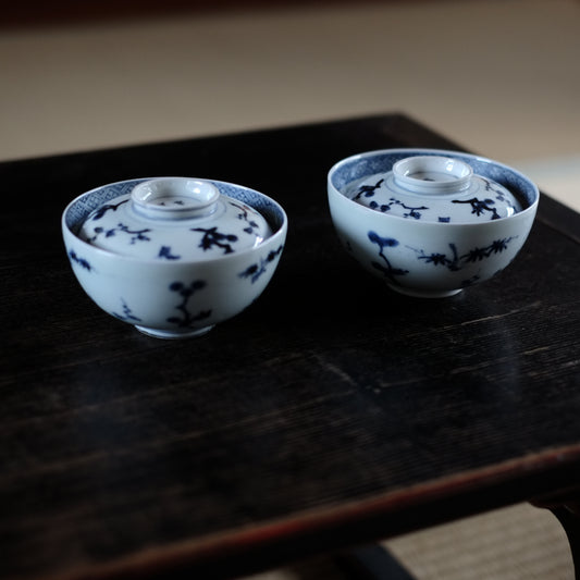 古伊万里　松竹梅文蓋付茶碗(江戸中期頃)