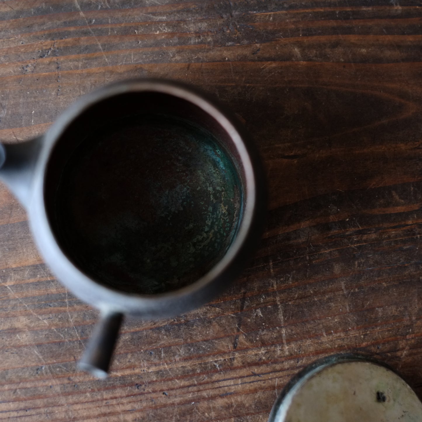 侘びた古銅の小急須　煎茶器　水注