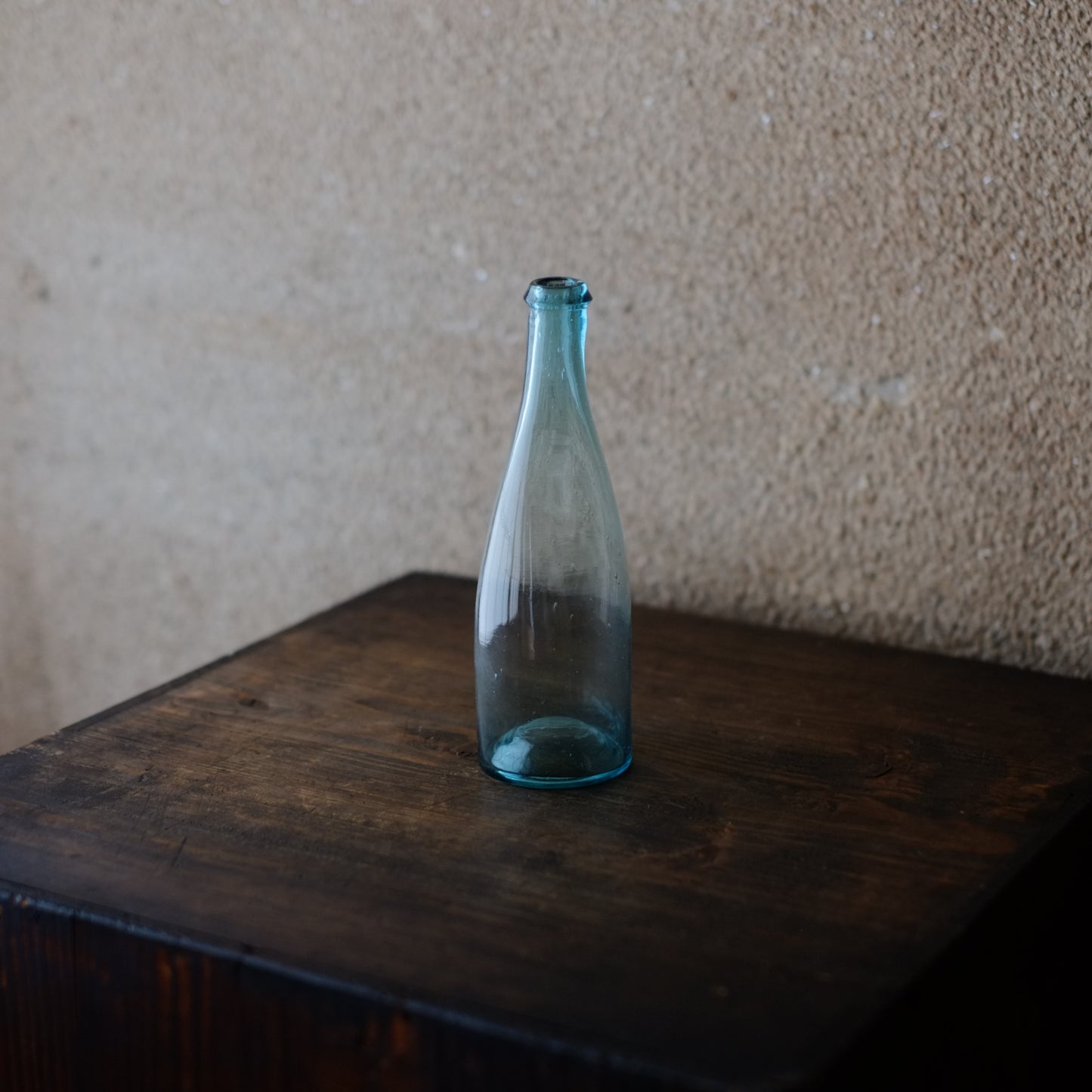 型吹き　蜜柑水ガラス瓶　(昭和初期頃)