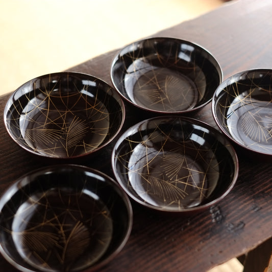 外溜内黒塗分 芒文蒔絵 小皿 5客揃 (明治時代)