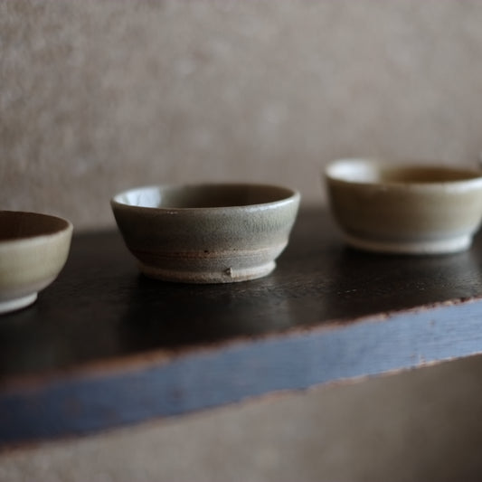 時代デッドストック ビードロ灰釉 小鉢 盃 (昭和初期頃)